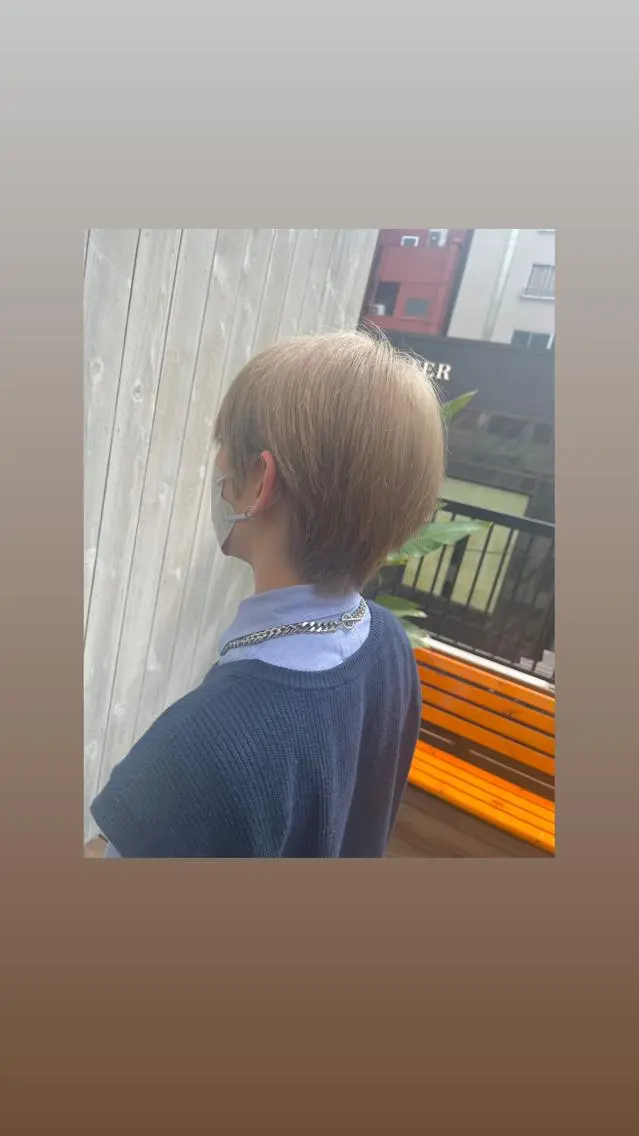 ショート カラー メンズ メンズブリーチ メンズハイトーン ベージュカラー ブリーチ ブロンド カット ヘアカラー トリートメント ハイライト/インナー /ブリーチ/レイヤーのヘアスタイル