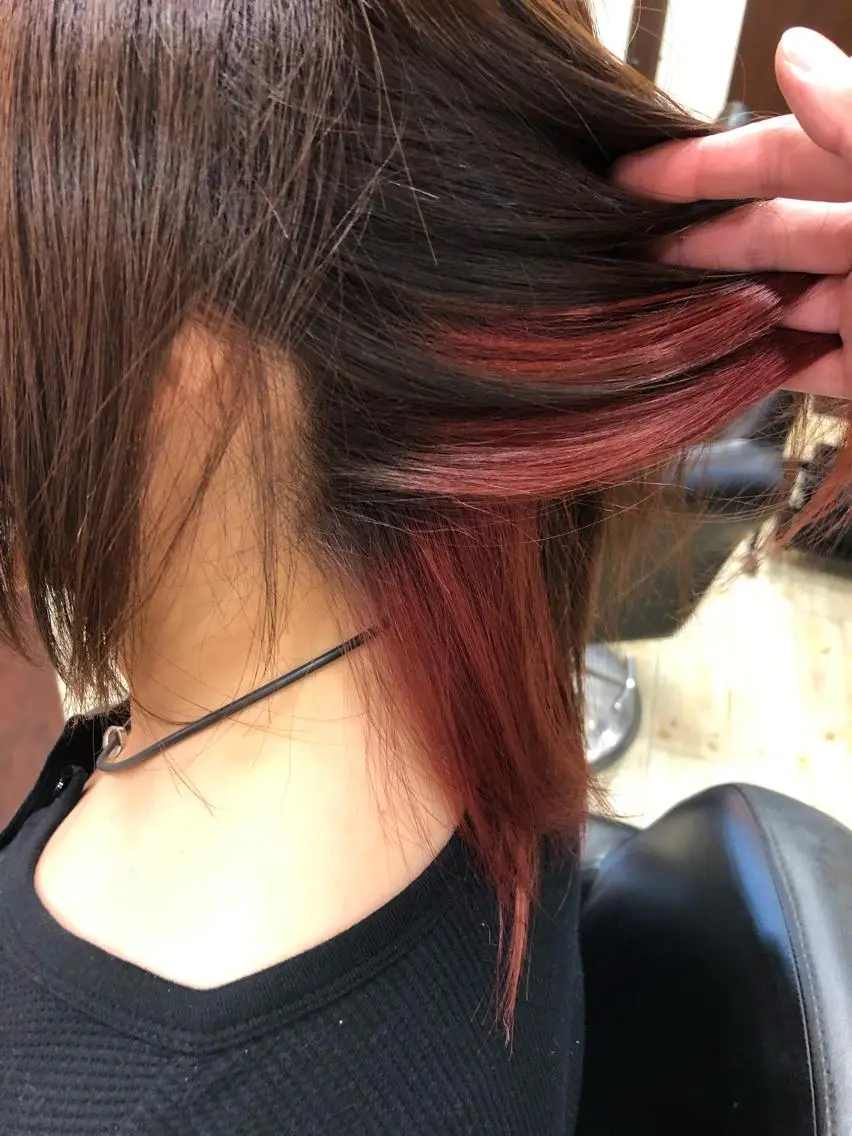 セミロング カラー アッシュ インナーカラー ピンクカラー ピンクアッシュ 織田 英之のヘアスタイル