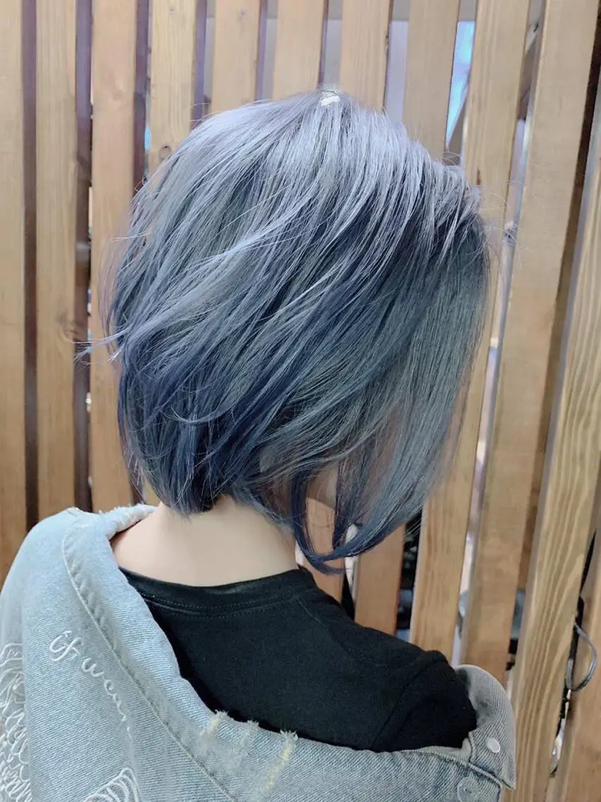 ミディアム カラー ヘアカラー 薬師寺 優のヘアスタイル