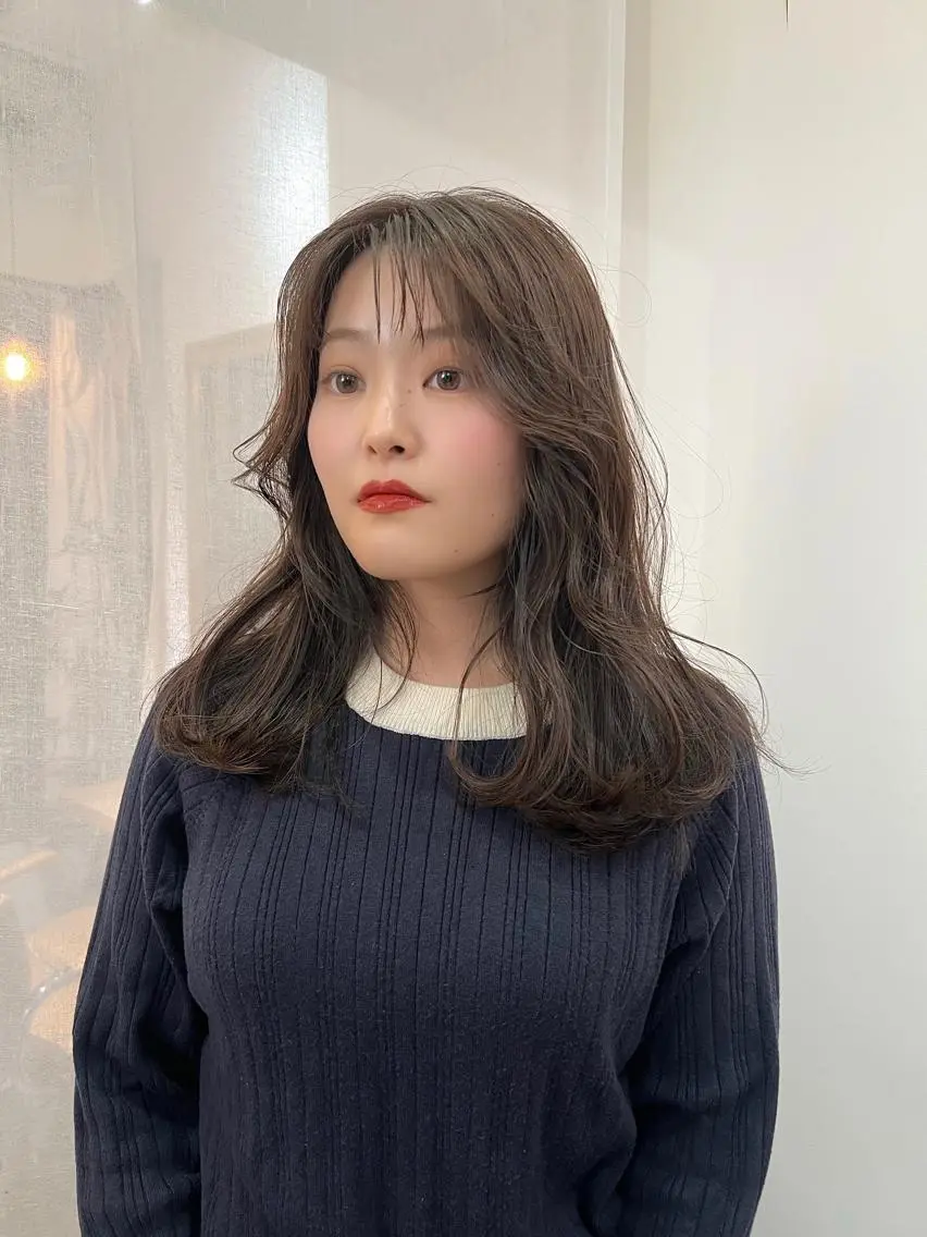セミロング 似合わせレイヤー ＆縮毛矯正のヘアスタイル