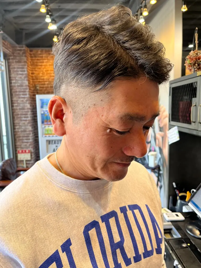 ショート カラー パーマ ヘアアレンジ メンズ キッズ ネイル マツエク・マツパ メンズブリーチ メンズハイライト メンズインナーカラー メンズ韓国風 ブリーチ 久木原 ゆりのヘアスタイル