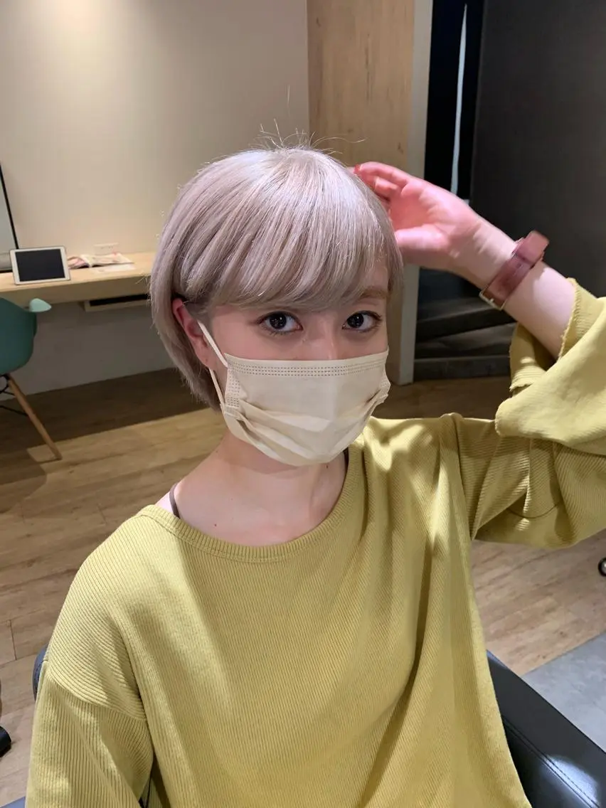 ショート カラー ヘアカラー 美髪・シールエクステ ホソタニリョウコのヘアスタイル