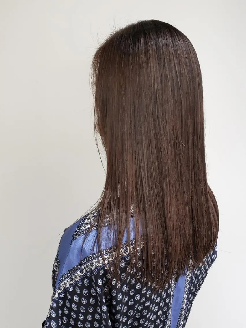 セミロング カラー 美髪⭐︎髪質改善 井上 康司のヘアスタイル