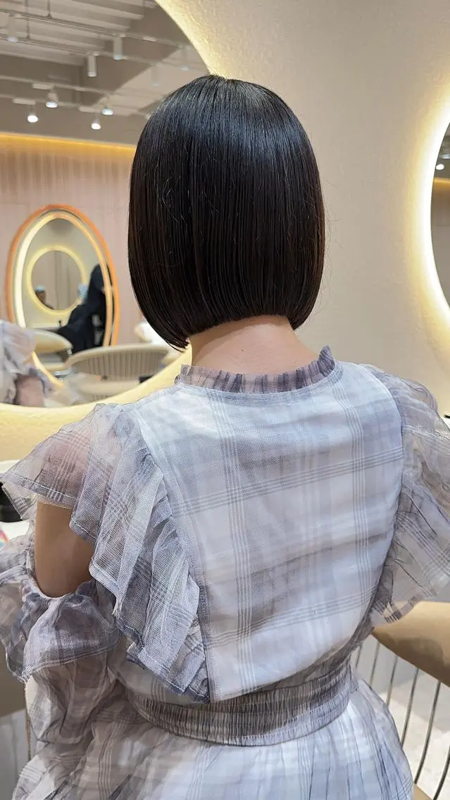 ショート カット トリートメント 縮毛矯正✨🫧 レイヤー川村利幸のヘアスタイル