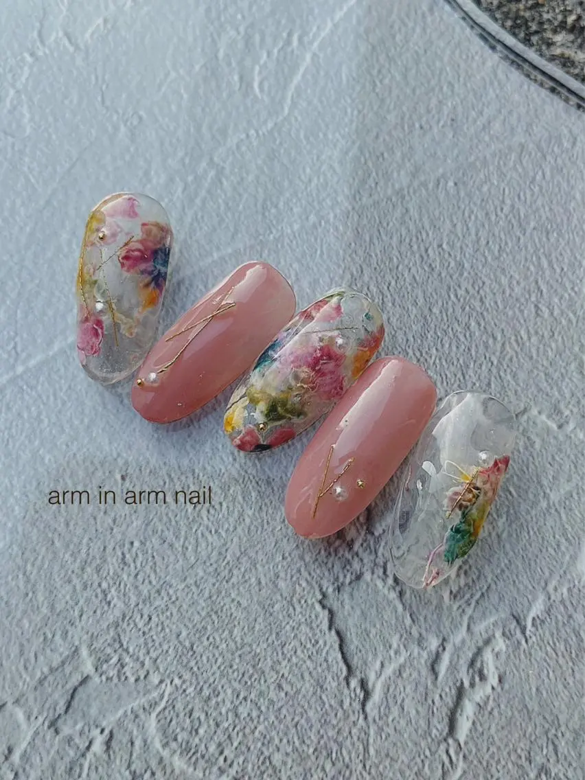 ネイル arm in arm ︎✿Yamamotoのマツエク・マツパデザイン