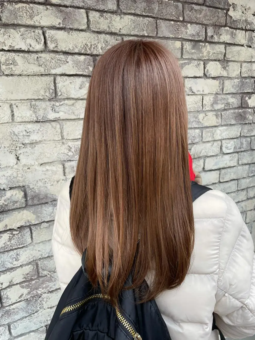 セミロング 芥川 未優のヘアスタイル