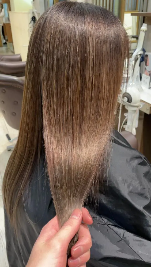 ロング カラー ハイライトカラー ハイライト ヘアカラー トリートメント 安田 蓮のヘアスタイル