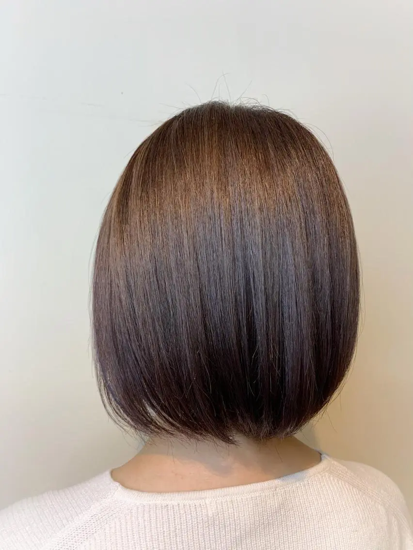 ショート カラー カット 縮毛矯正 トリートメント 秋田 亜由美のヘアスタイル