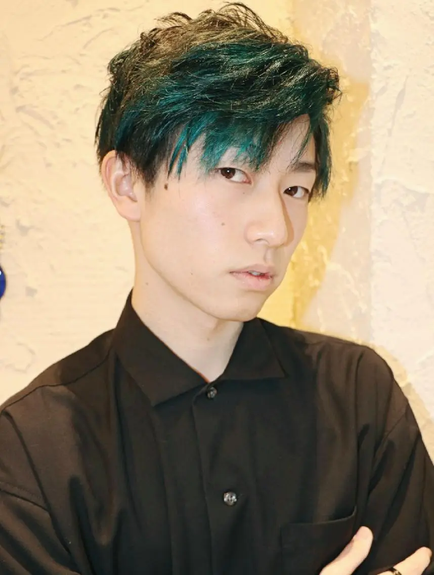 ショート カラー メンズ アディクシーカラー イルミナカラー 徳永 博志のヘアスタイル