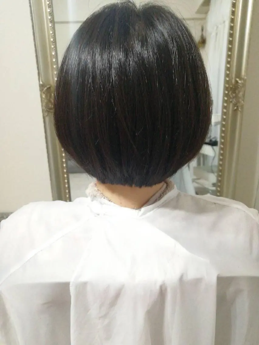 ショート カラー ヘアアレンジ ショートヘア See by merのマツエク・マツパデザイン