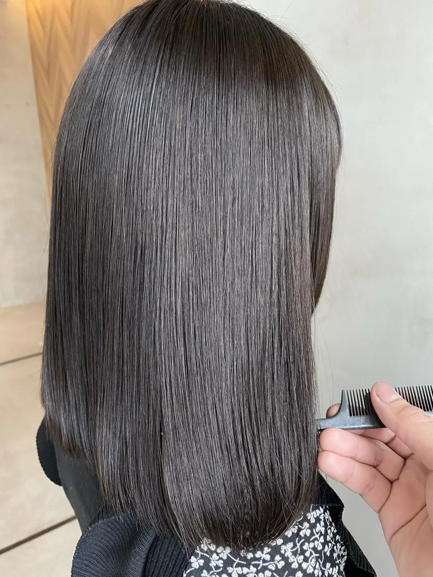 ミディアム カラー ヘアアレンジ ネイル マツエク・マツパ 透明感カラー ハイライトカラー 外国人風カラー ハイライト 学生 夜23時まで予約🉑 reverieあきらのヘアスタイル