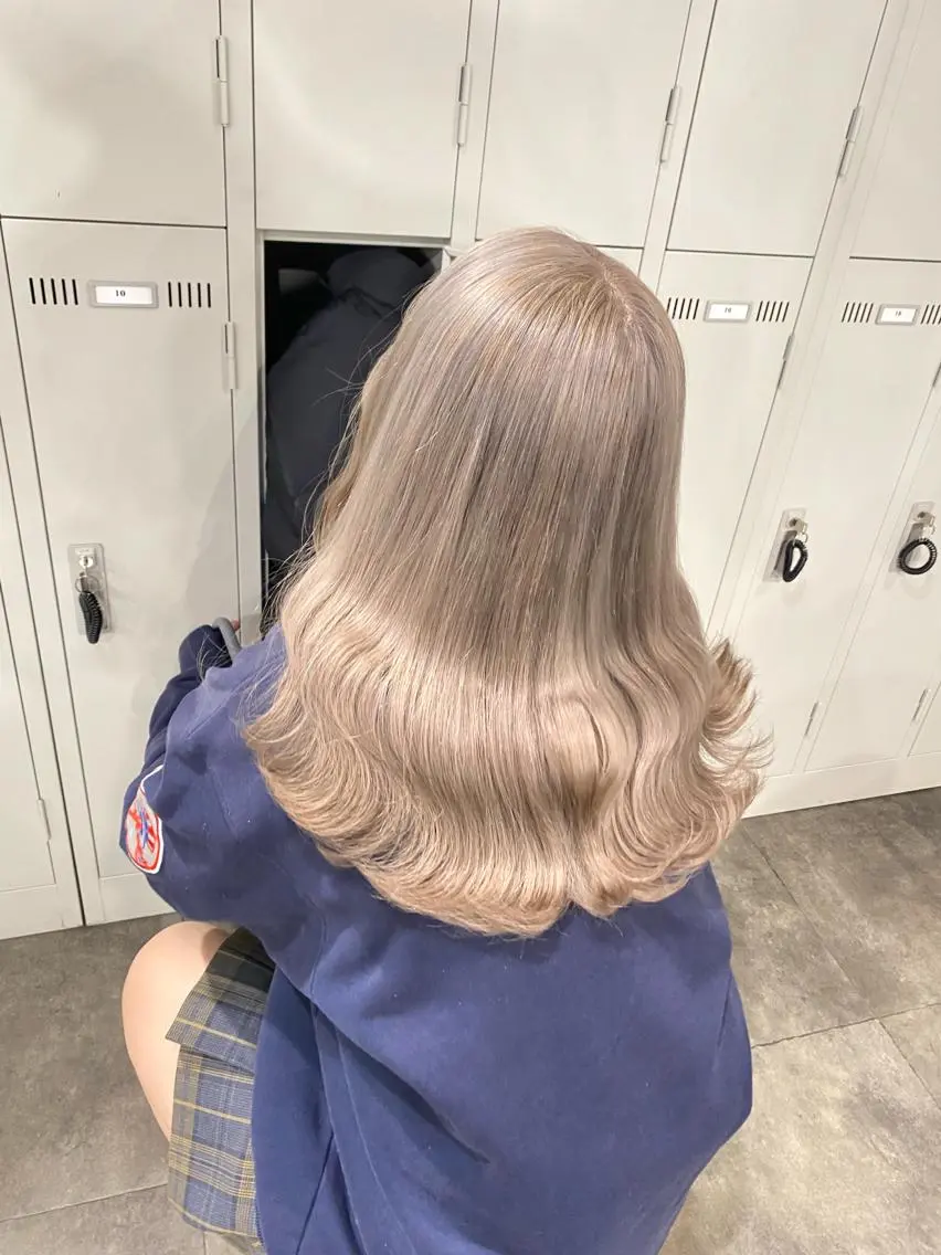 ロング カラー ヘアカラー トリートメント ヘッドスパ ヘアセット エフェクトブリーチ 🌟前澤啓太朗のヘアスタイル