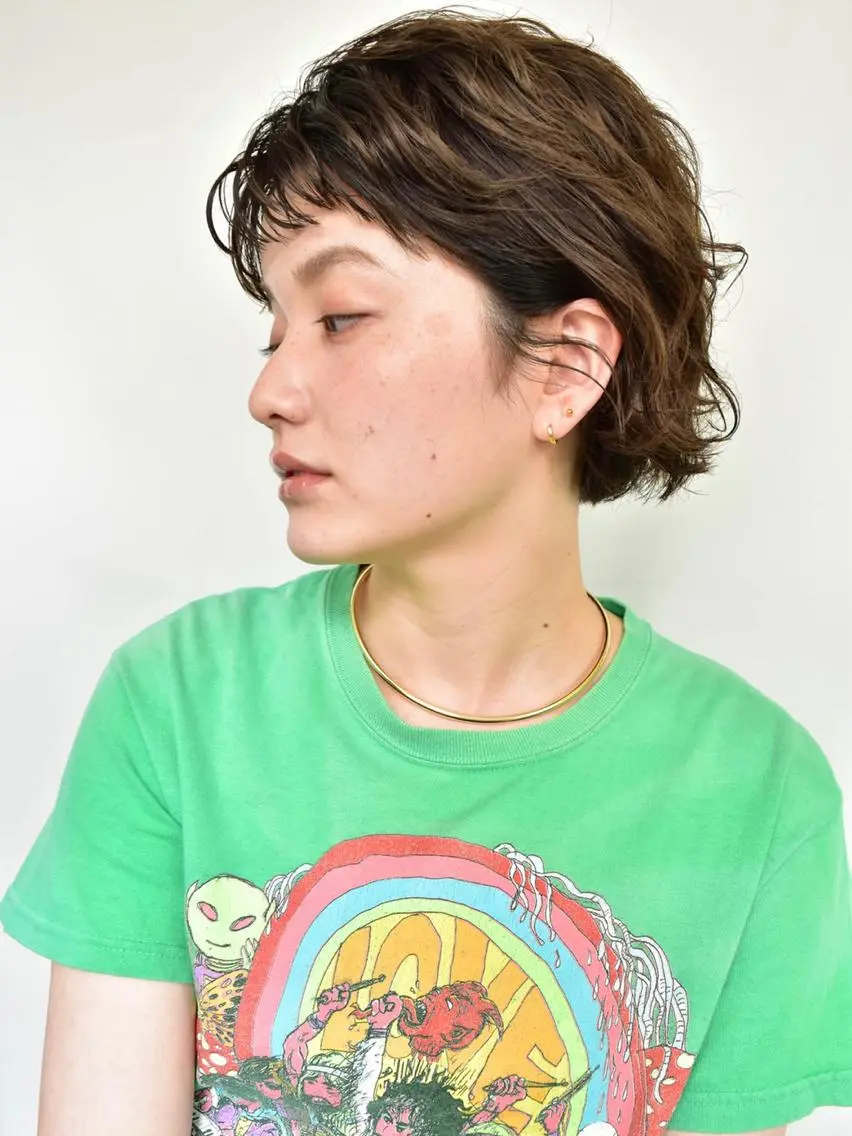ショート カラー パーマ 高橋 愛美のヘアスタイル