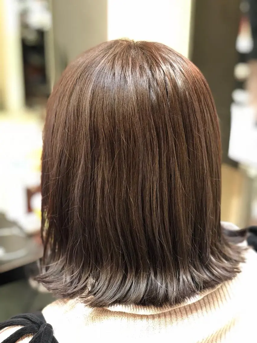 ミディアム 青木 優歩のヘアスタイル