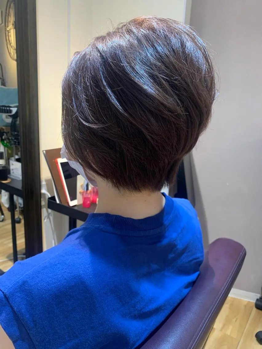 ショート カラー パーマ ヘアアレンジ メンズ キッズ テラコッタ 顔周りカット レイヤーカット ショートヘア ストレートパーマ 白髪世代特化 🌿飯塚京橋のヘアスタイル