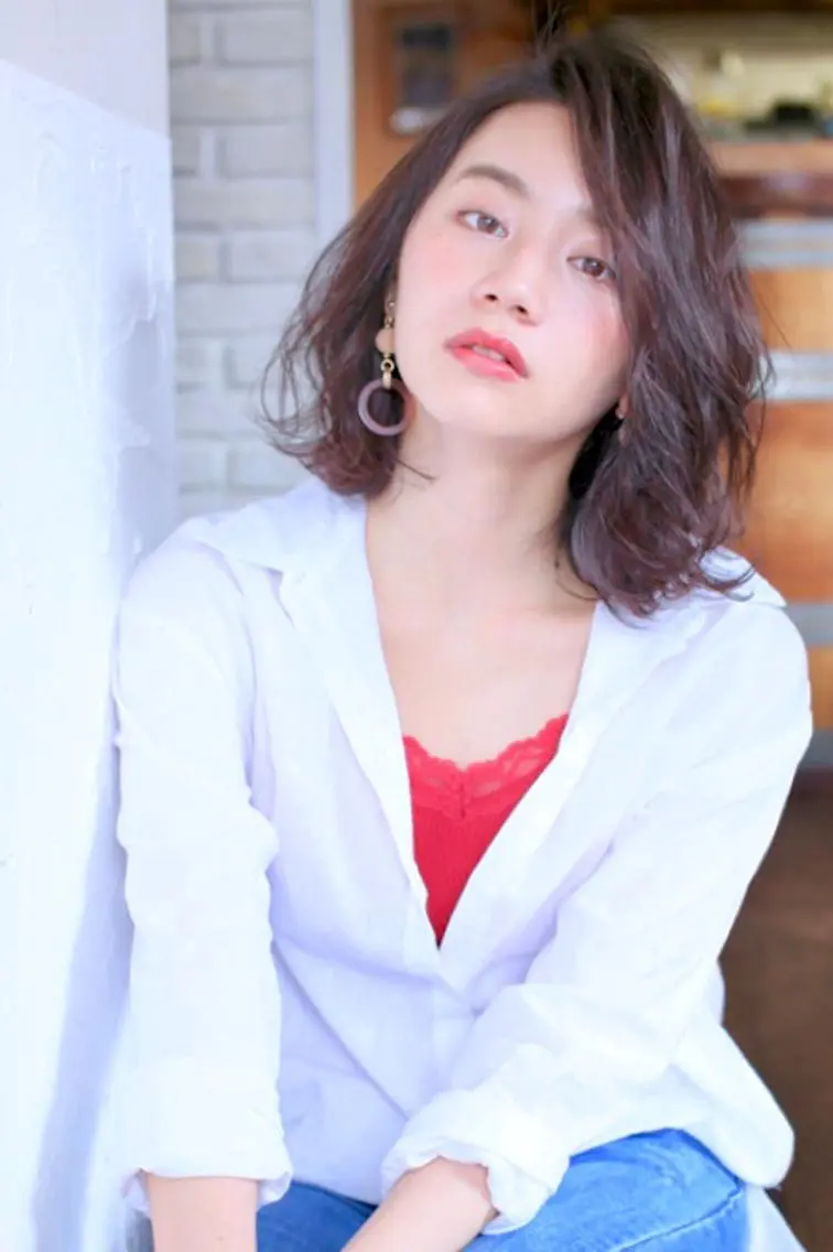 ミディアム カラー パーマ ヘアアレンジ 外ハネヘア ♥️ボブ韓国風ヘア ♥️久保田夢美のヘアスタイル