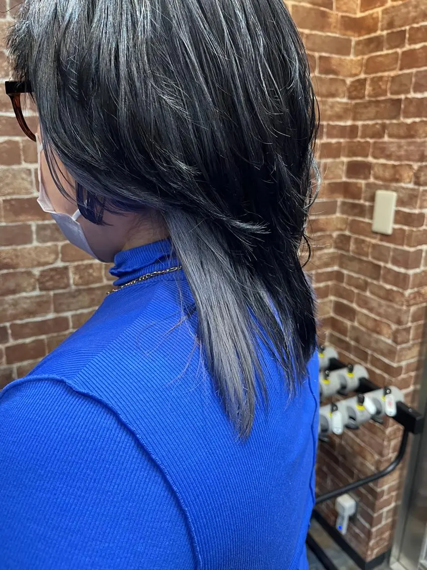 セミロング カラー パーマ ヘアアレンジ メンズ キッズ ネイル マツエク・マツパ アイブロウ メンズブリーチ メンズハイライト メンズインナーカラー メンズ韓国風 ブリーチ 久木原 ゆりのヘアスタイル