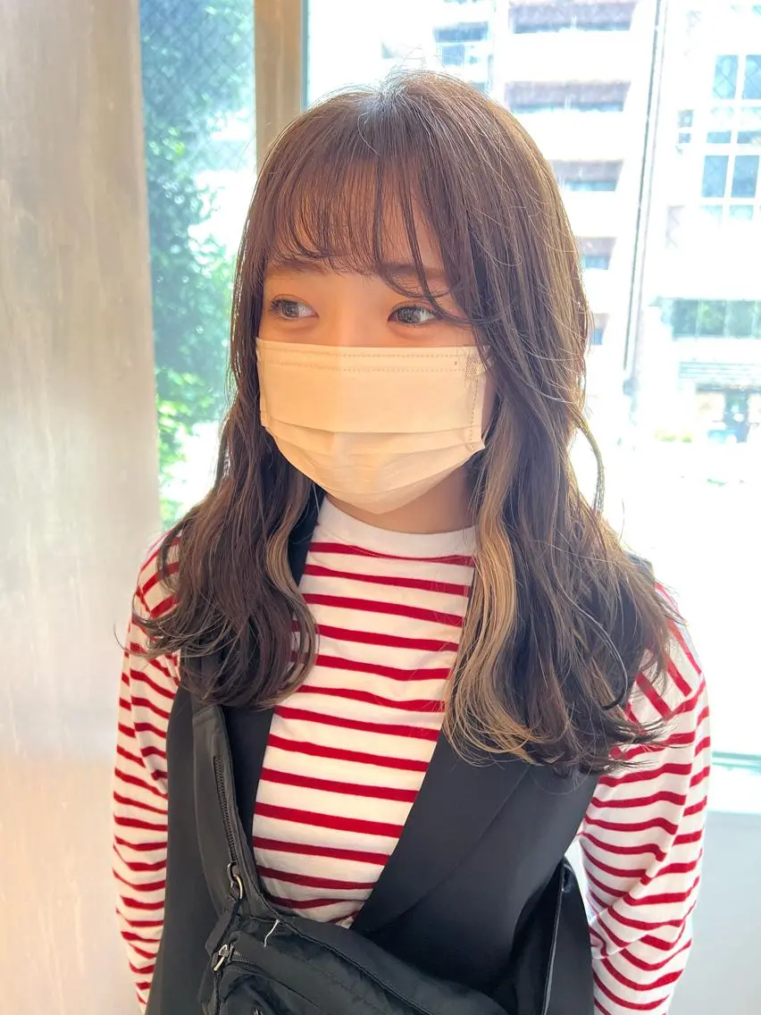 セミロング 切りっぱなしボブ オレンジブラウン ピンクブラウン ボブ サイドバング タナカ レイのヘアスタイル