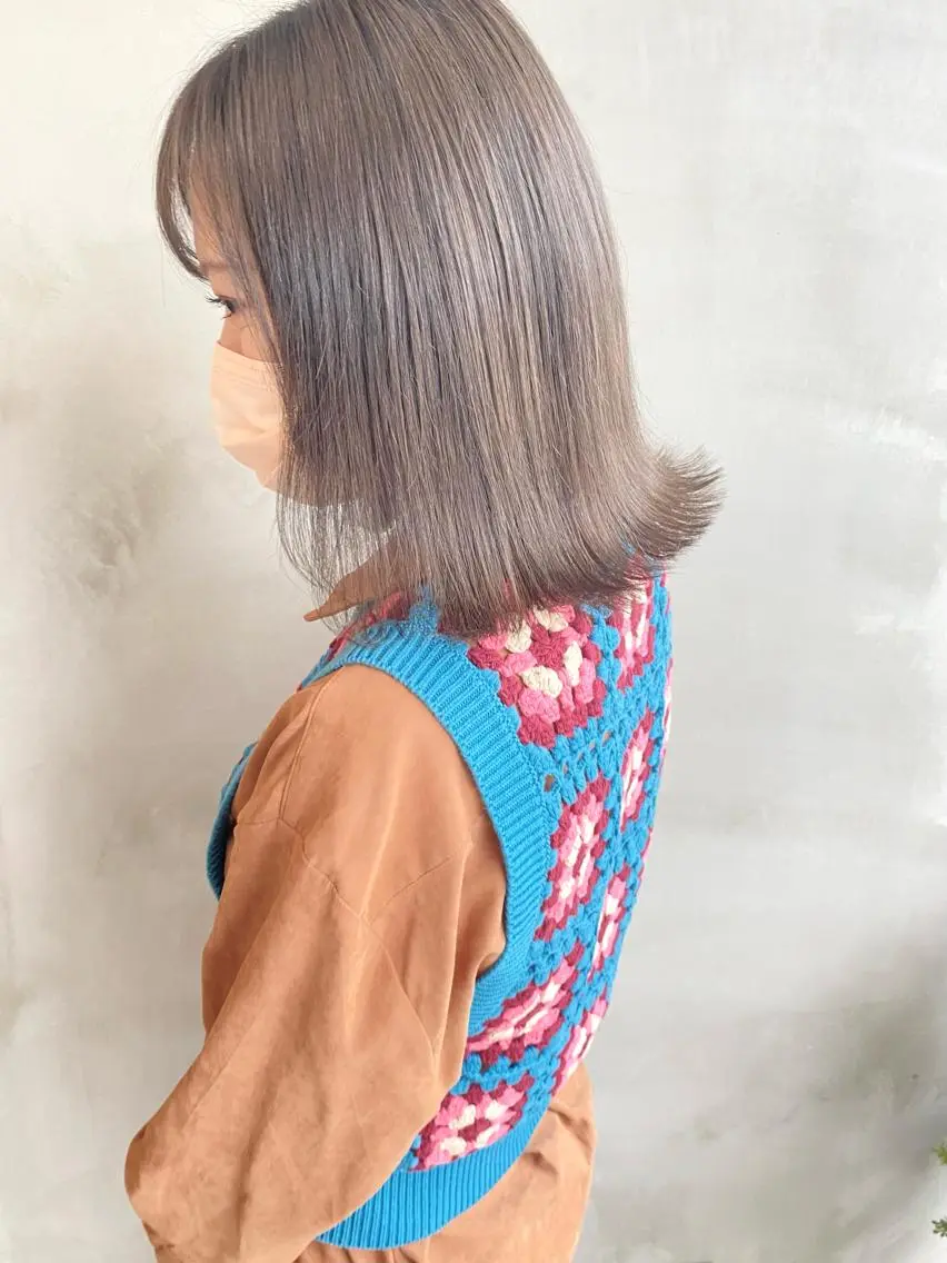 ミディアム くびれヘア 外国人風カラー 学生 レイヤーカット カット ヘアカラー 夜23時まで予約🉑 reverieあきらのヘアスタイル