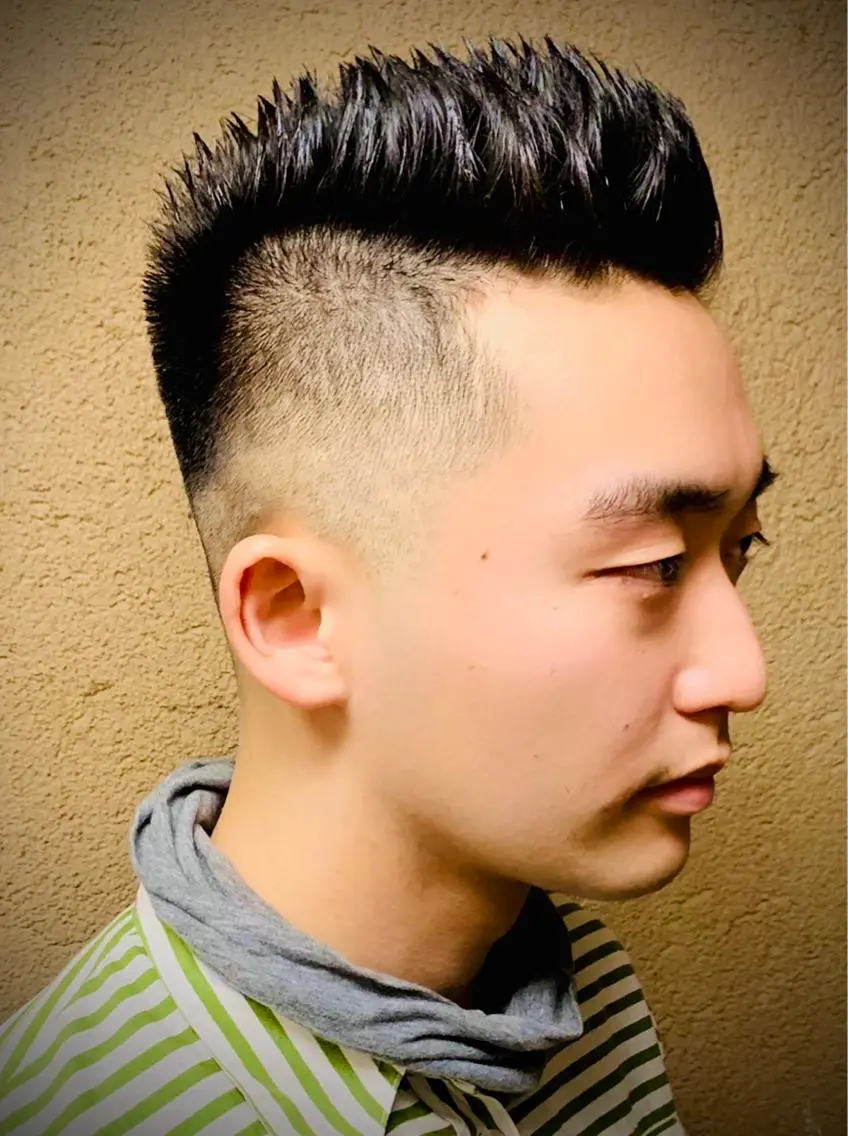 ショート メンズ メンズバレイヤージュ メンズブリーチ メンズハイライト メンズインナーカラー メンズ韓国風 Koichi Satoのヘアスタイル