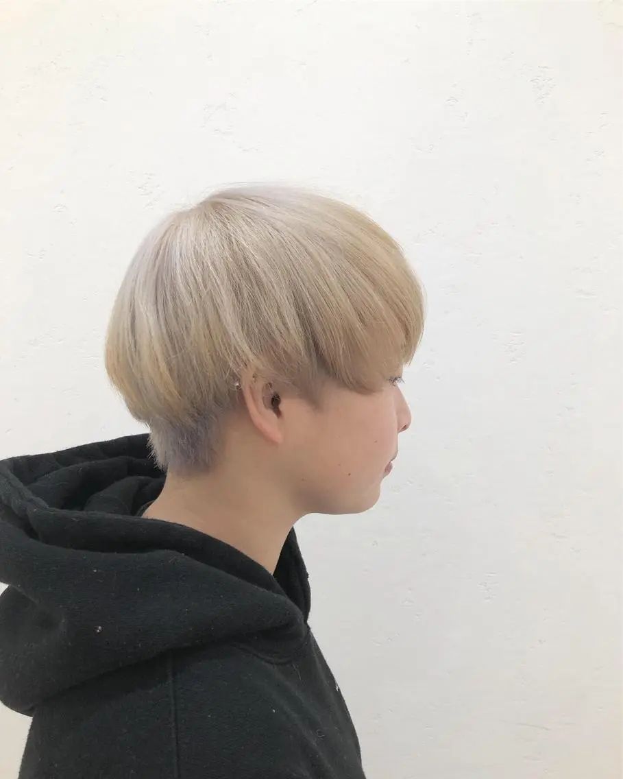 ショート カラー ベージュカラー ホワイトベージュ カット ニュアンスカラー🫧 加納のヘアスタイル