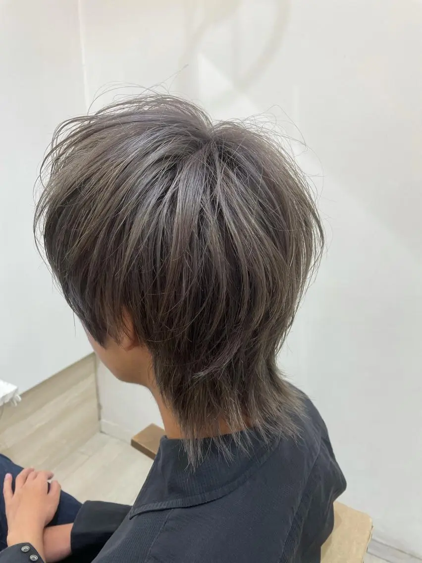 カラー メンズ メンズブリーチ ブリーチ 中野 健人のヘアスタイル