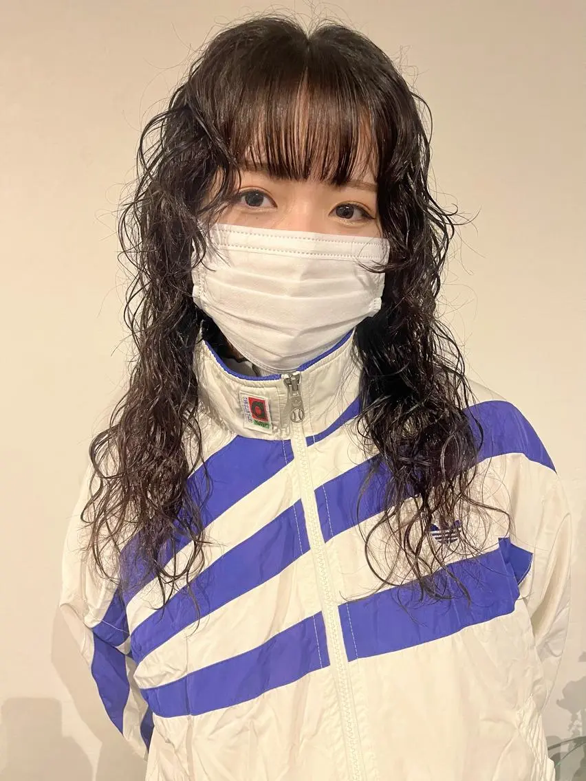 セミロング セミロングパーマ カット パーマ トリートメント 桃果 momokaのヘアスタイル