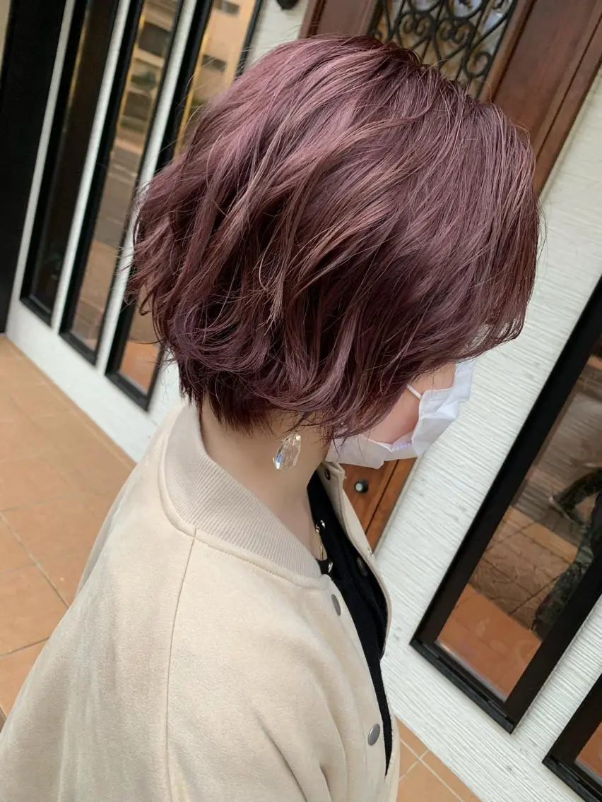 ショート カラー ベージュカラー ブリーチ ラベンダーカラー ラベンダーベージュ yoshi （髙橋）のヘアスタイル