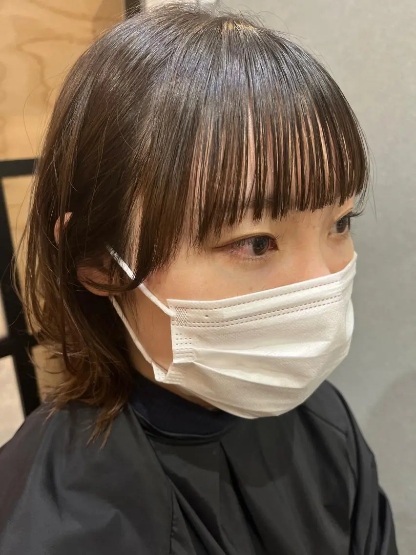 セミロング カラー パーマ ヘアアレンジ メンズ キッズ ネイル マツエク・マツパ アイブロウ メンズハイライト メンズパーマ セミロングパーマ ブラウンカラー ケアカラー 久木原 ゆりのヘアスタイル