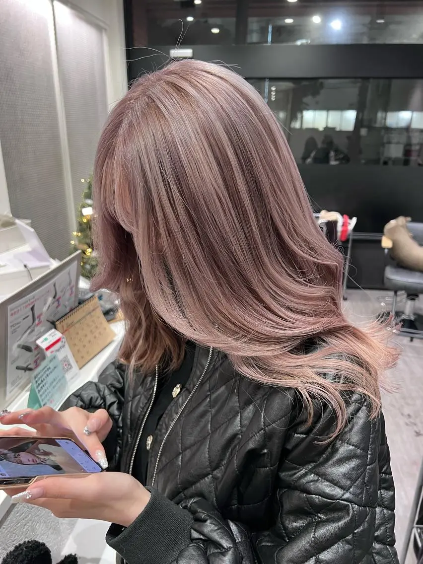 セミロング ヘアカラー トップスタイリスト/ アユミのヘアスタイル