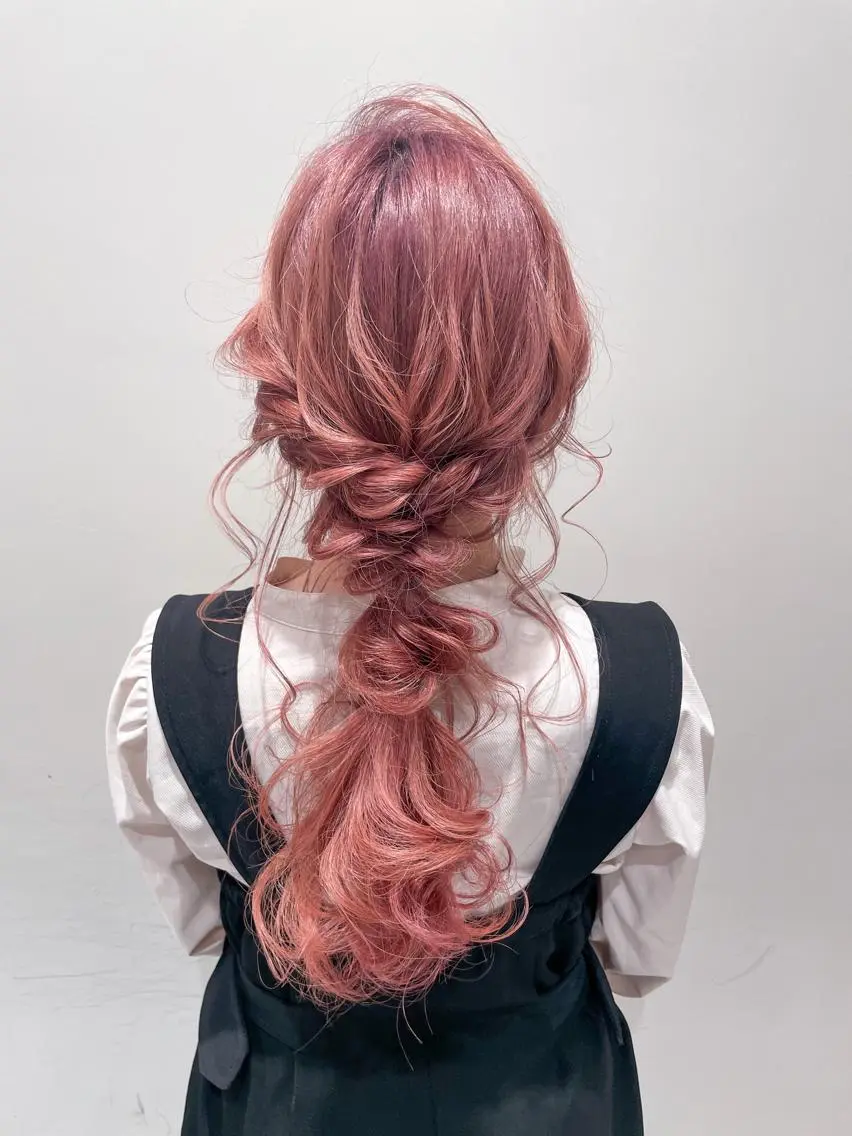 ヘアアレンジ レイヤーカット/透明 感カラー🐬永井瑠栞のヘアスタイル