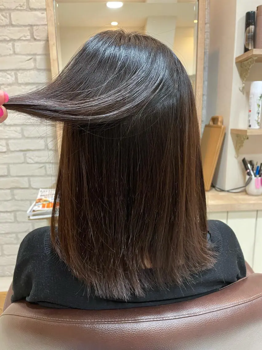 セミロング 髪質改善 カット 縮毛矯正 トリートメント 清水 有実子のヘアスタイル