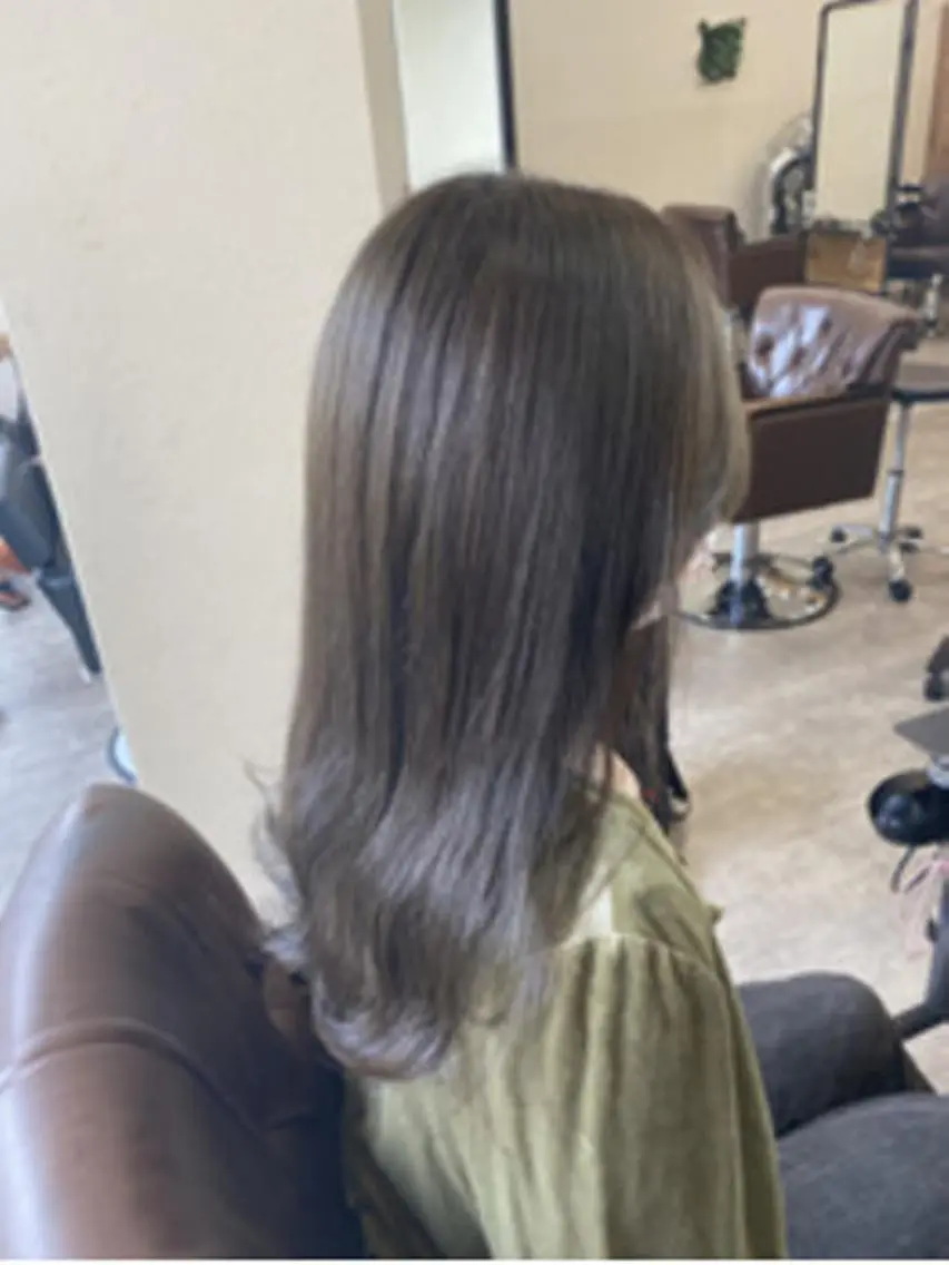 セミロング カラー パーマ ヘアアレンジ セミロングパーマ アディクシーカラー ベージュカラー ブリーチ ケアカラー ヘアカラー トリートメント ヘアケア特化型サロン newi 梅田のヘアスタイル