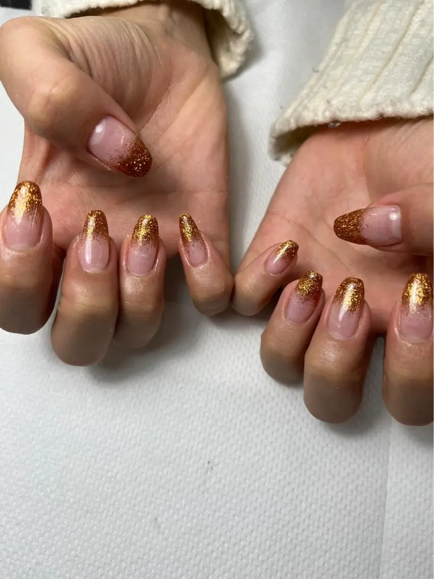ネイル with hues AYAのネイルデザイン
