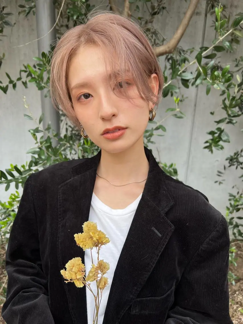 ショート カラー ヘアアレンジ バレイヤージュ ブリーチ ケアブリーチ ハイライトカラー インナーカラー lani ブリーチ /ダブルカラーのヘアスタイル