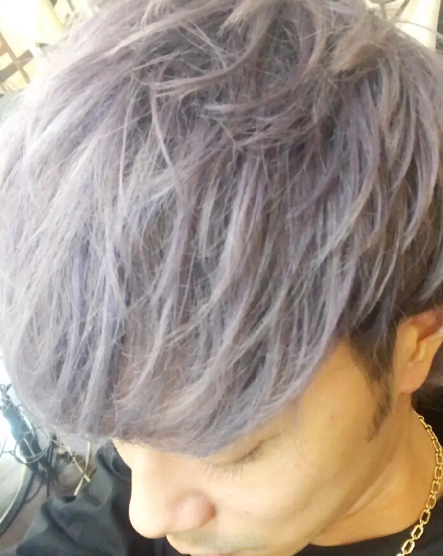 ショート カラー メンズ メンズブリーチ ブリーチ イルミナカラー BOBシークレット じょうじ⭐️のヘアスタイル