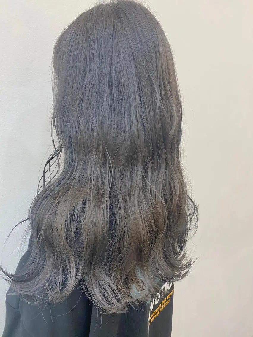 セミロング カラー ビューティービースト 新宿のヘアスタイル
