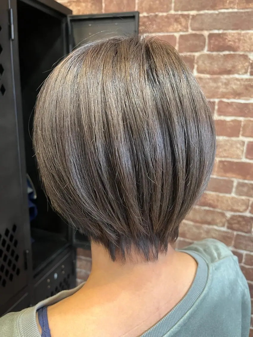 ミディアム カラー パーマ ヘアアレンジ メンズ キッズ ネイル マツエク・マツパ アイブロウ メンズブリーチ メンズハイライト メンズインナーカラー メンズ韓国風 ブリーチ 久木原 ゆりのヘアスタイル