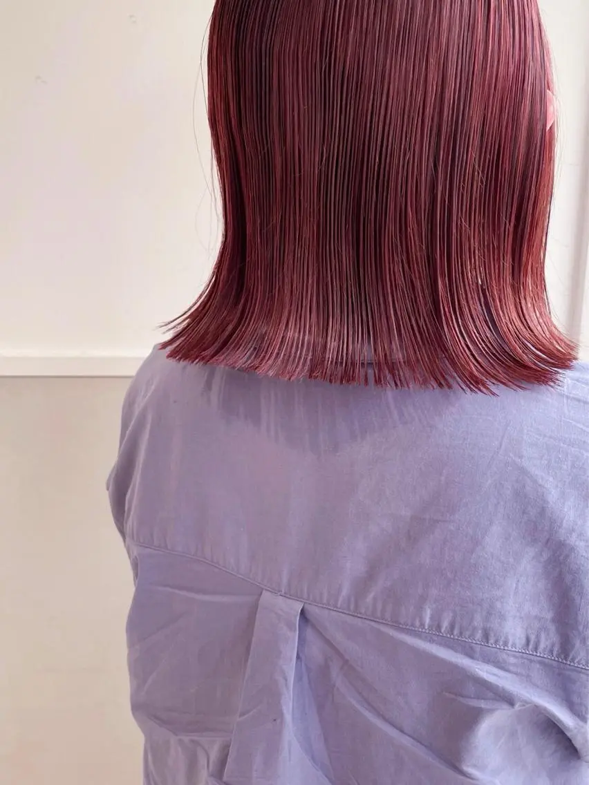 ミディアム カラー ピンクカラー カット ヘアカラー 齋藤 咲のヘアスタイル