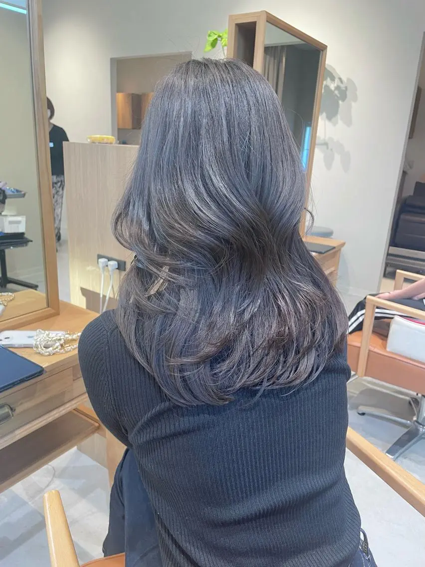 セミロング 韓国風ヘア レイヤーカット ムラ修正ブリーチ 山田眞之介のヘアスタイル