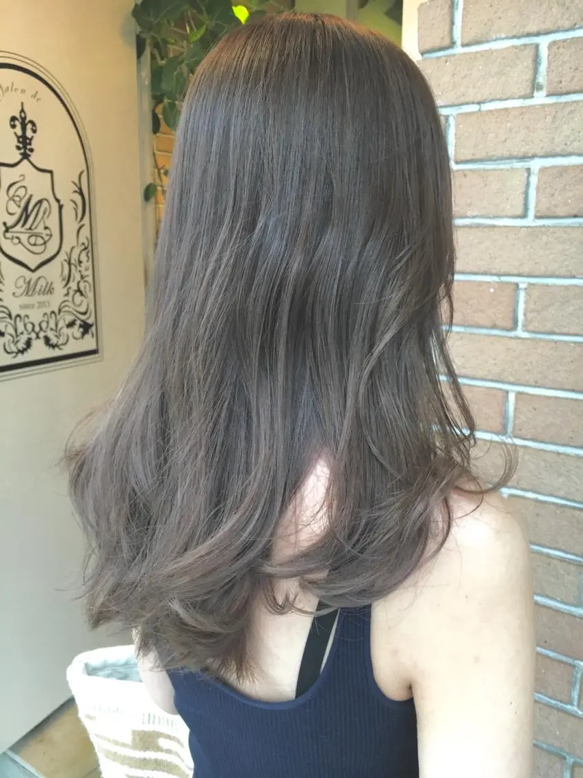 セミロング カラー グラデーションカラー 北條 優輝のヘアスタイル