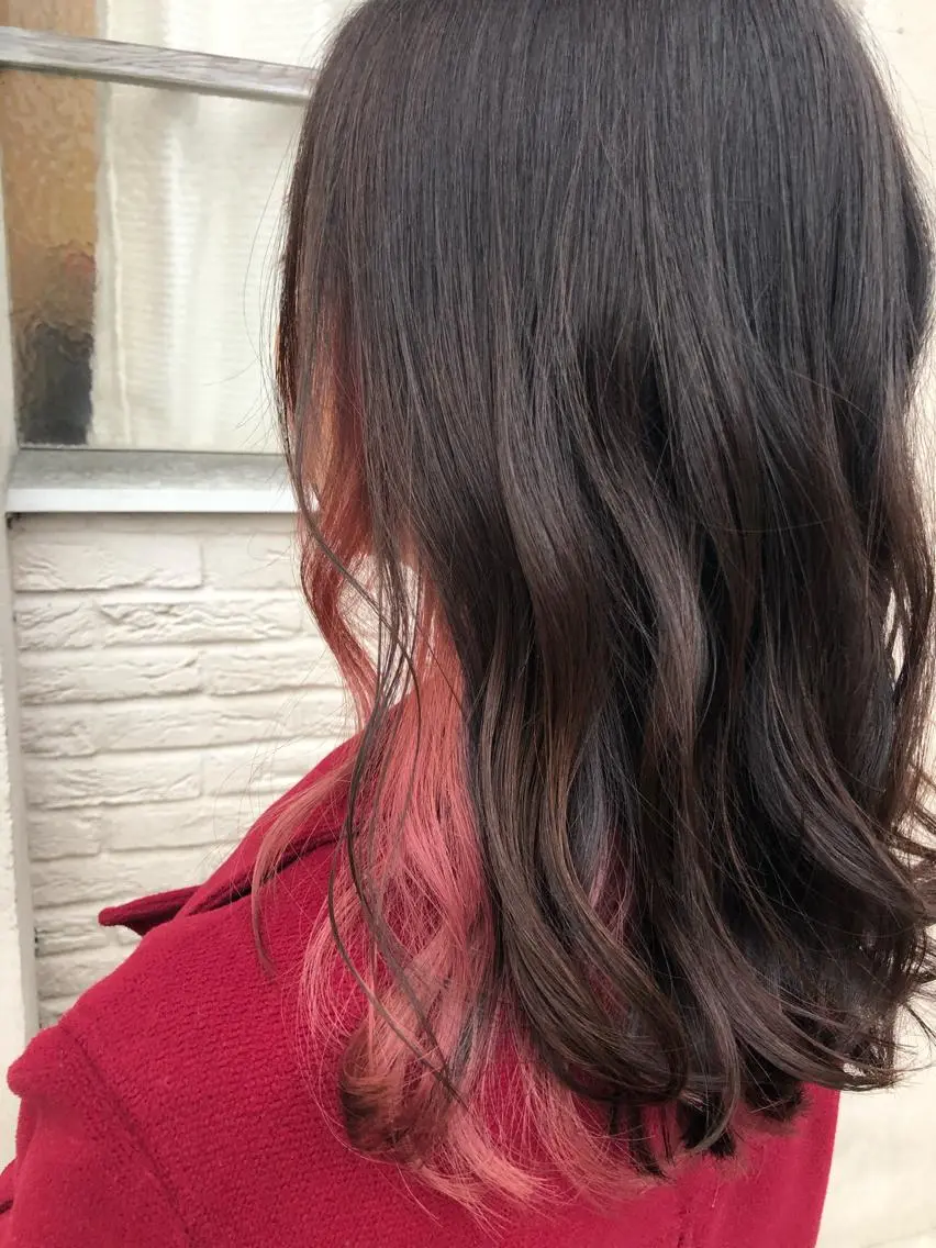 ミディアム カラー ブリーチ ピンクカラー カット ヘアカラー 吉村 絢乃のヘアスタイル
