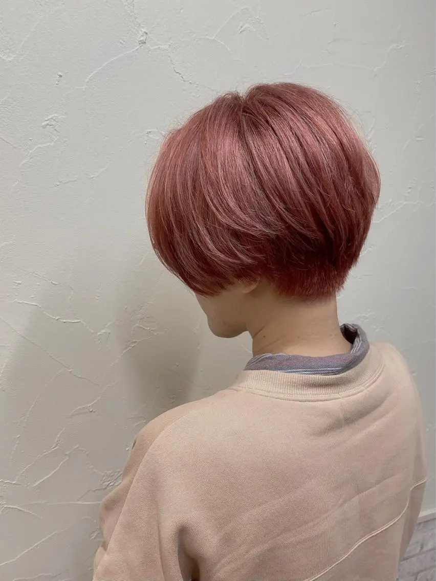 ショート カラー ブリーチ ケアブリーチ ダブルカラー グレージュ ハイライトカラー 髪質改善/レイヤー ストウシンゴのヘアスタイル