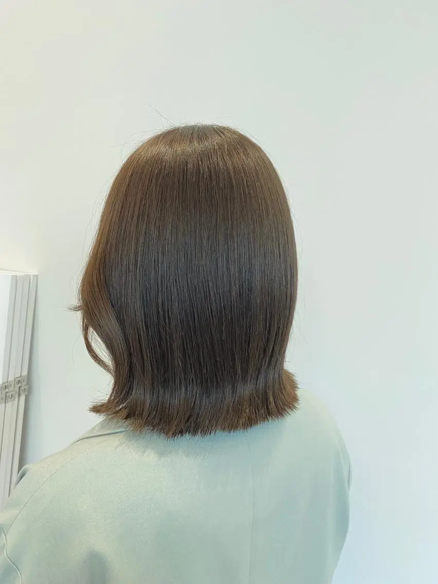 ミディアム カラー 透明感カラー カット ヘアカラー トリートメント 和歌山韓国ヘア🌙 MOEのヘアスタイル