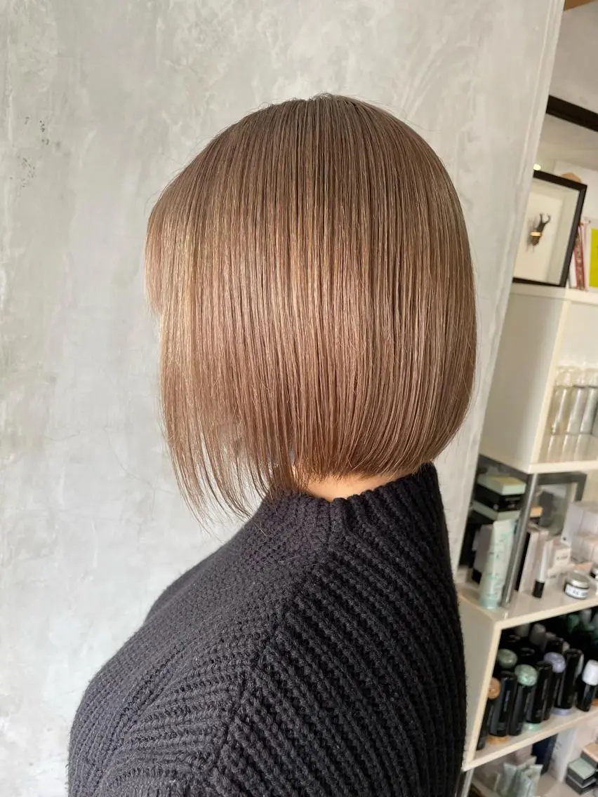 ショート ヘアカラー 横山 奈央のヘアスタイル