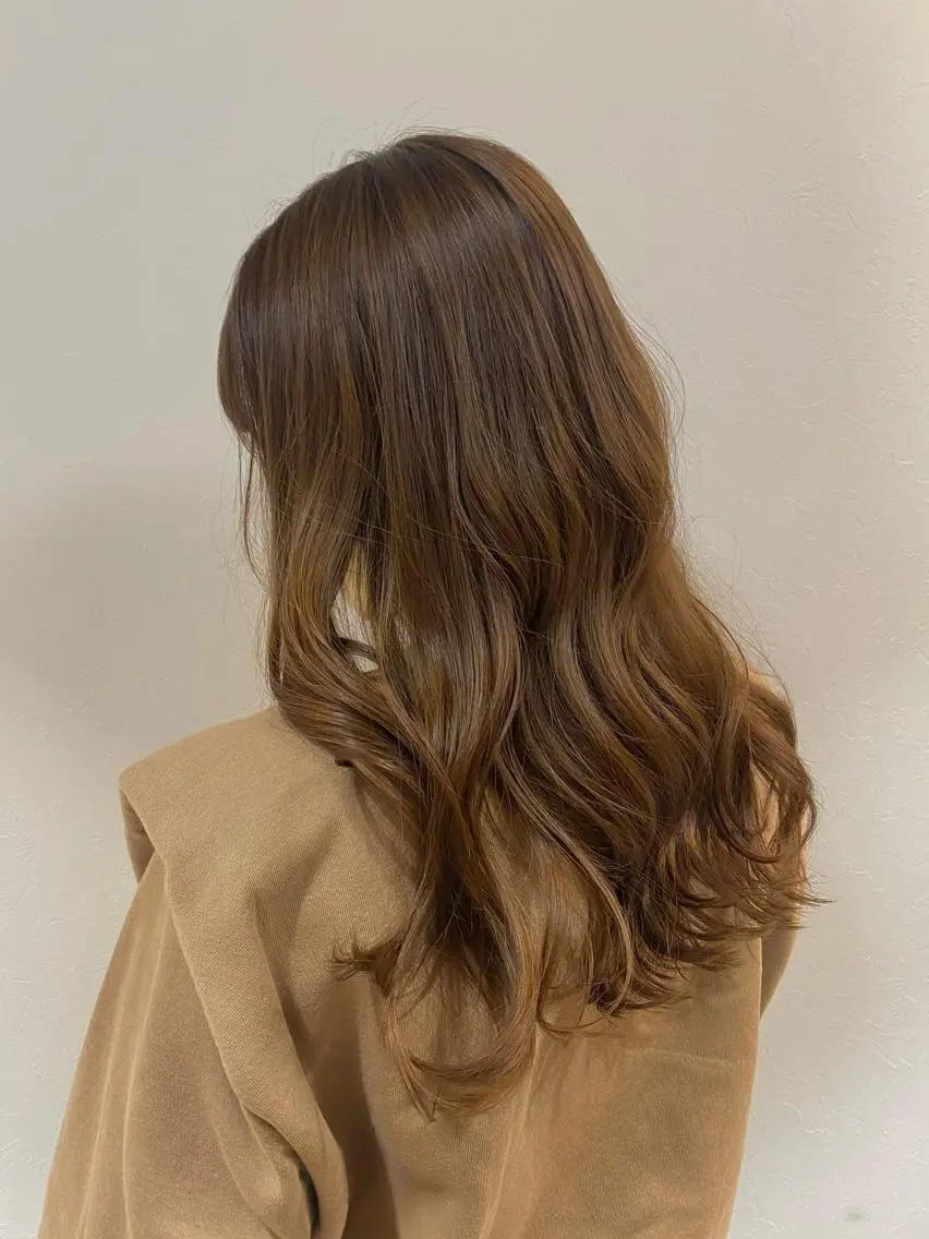 カラー 【novem】 serenのヘアスタイル