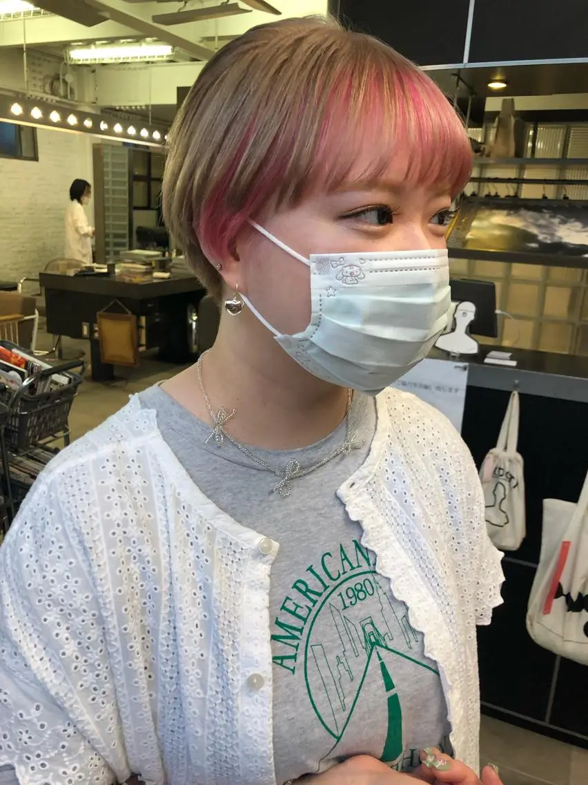 ショート カラー eri kinjoのヘアスタイル