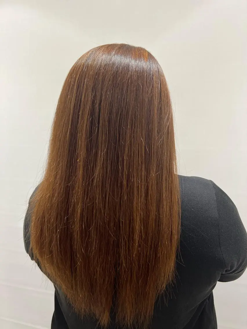 ロング ﾃﾞｻﾞｲﾝｶﾗｰ Mirutayaのヘアスタイル