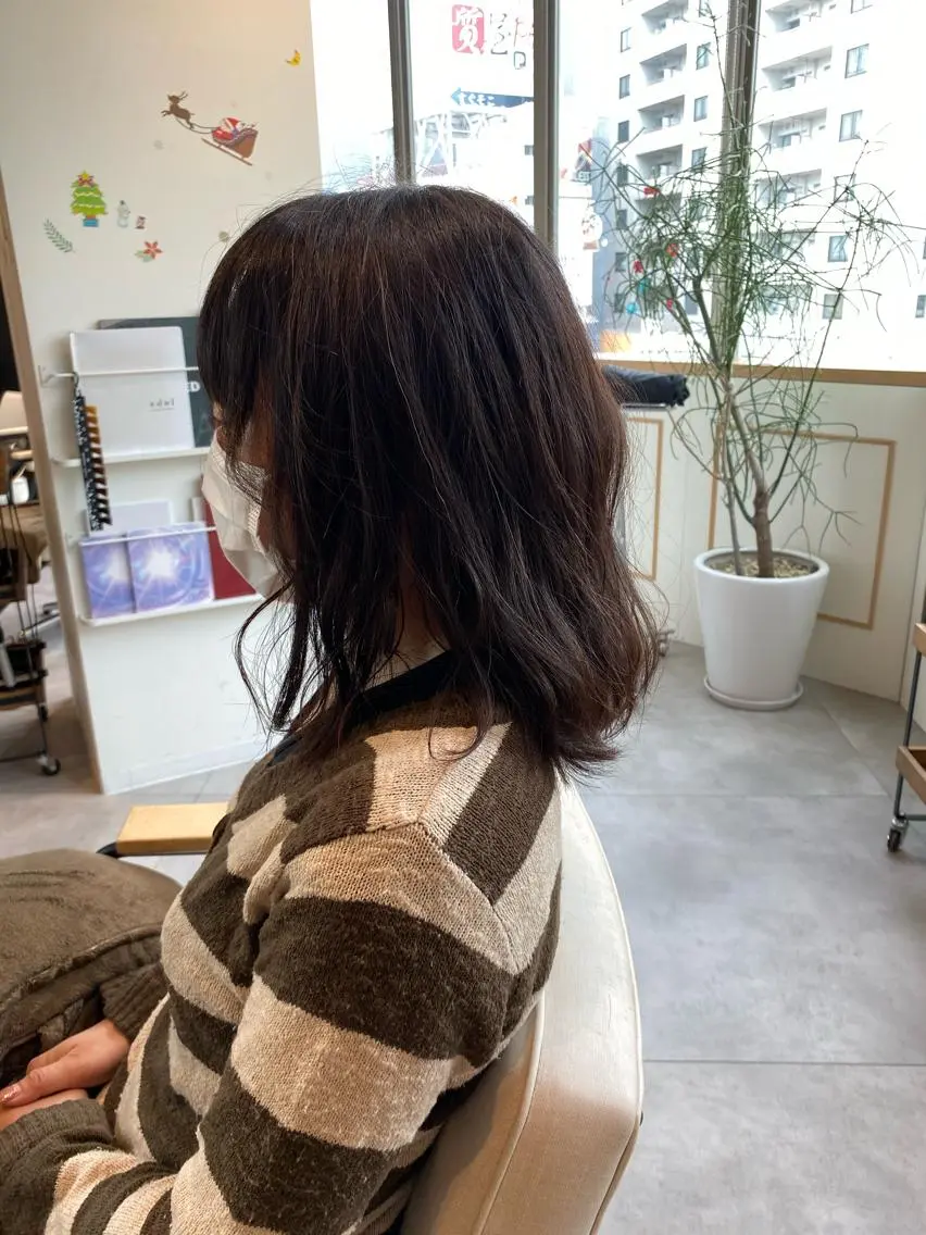 ミディアム 大阪ウルフカット ハッシュカットのヘアスタイル