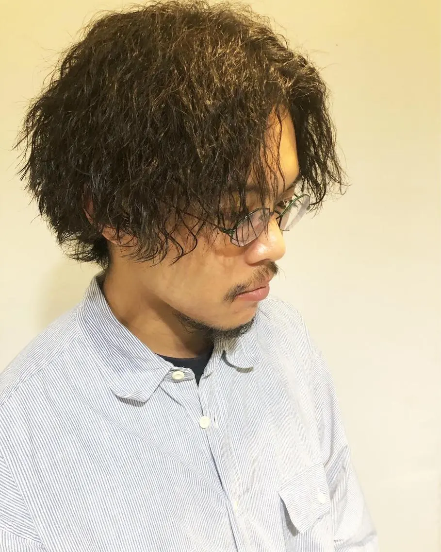 パーマ ヘアアレンジ メンズ メンズパーマ メンズツイストパーマ ツイストパーマ カット パーマ トリートメント ヘアセット メンズ特化✂️栗原 侑也のヘアスタイル